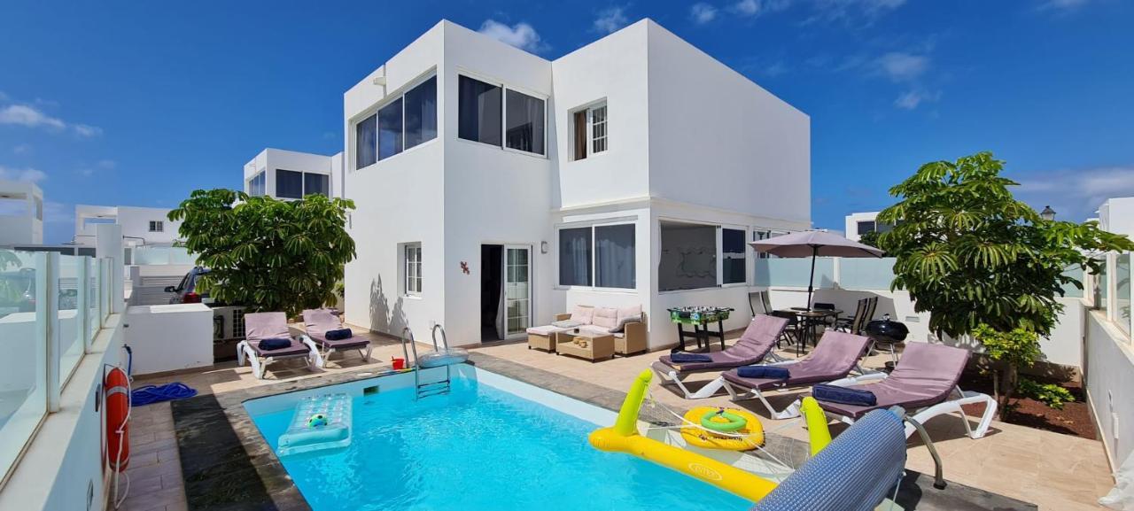 Villa Pousadoiro Playa Blanca